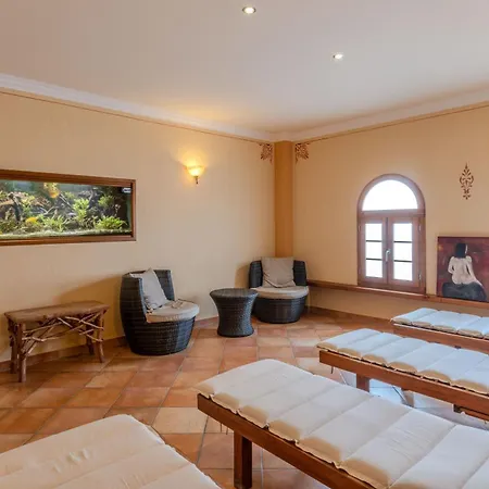 Am Eifelsteig Апартаменты Neroth